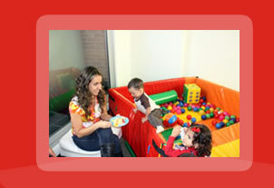Gimnasio infantil, payasos, mimos y talleres recreativos.
